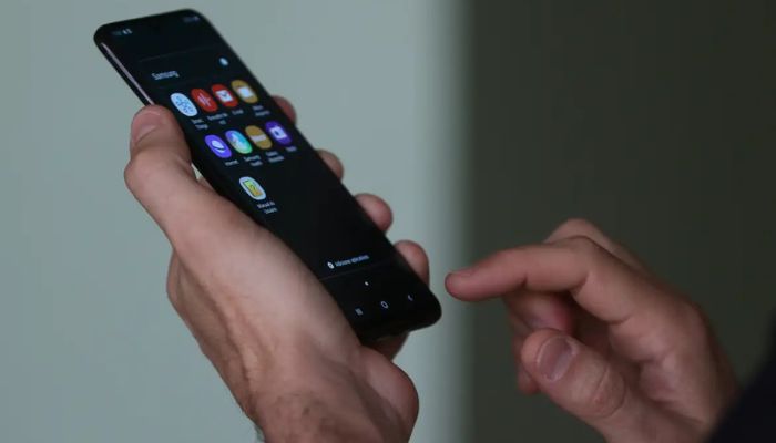  Veto a celular leva 80% dos alunos a prestar mais atenção nas aulas 